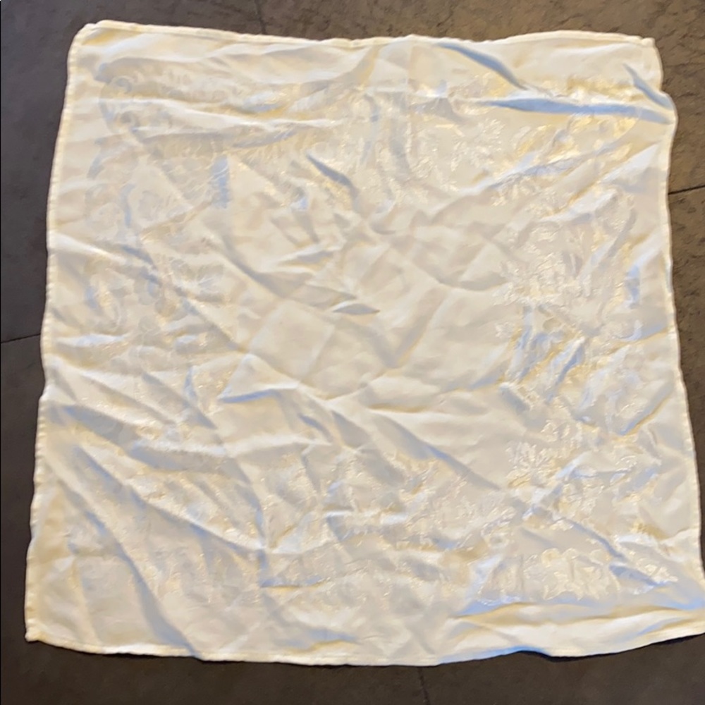 Silky satin dinner Napkins